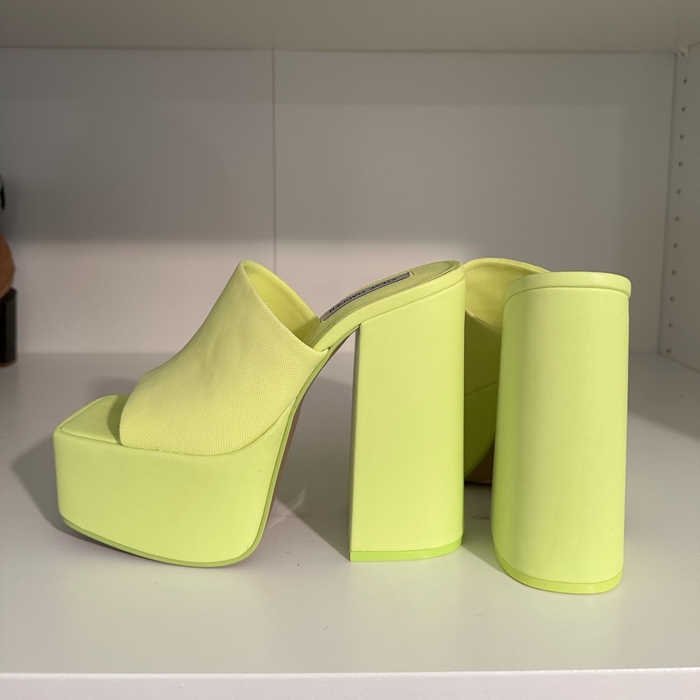 Steve Madden Tristyn Lime Platform Block Heel Sli… - image 2